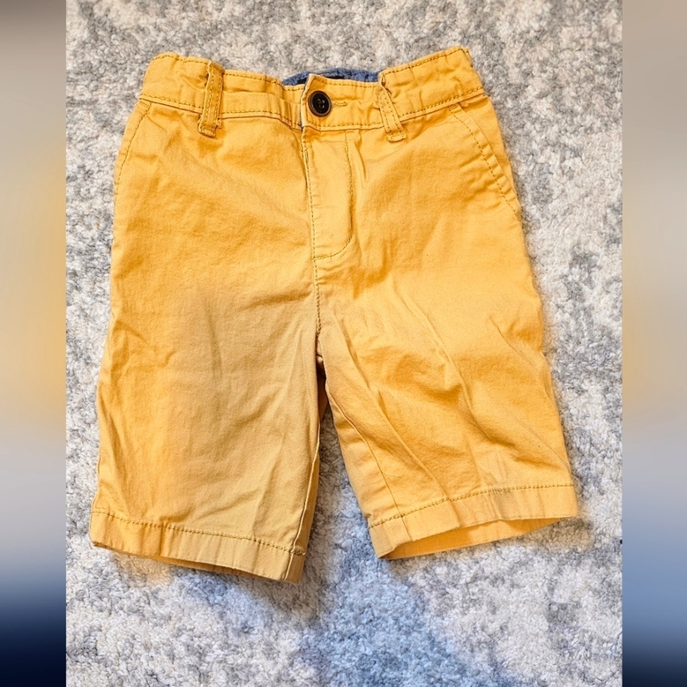 Oshkosh 5T Toddler Mustard Shorts